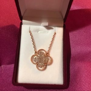 Clover Bling Necklace